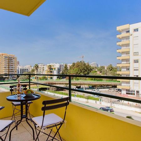 بورتيماو Light & Comfy Apartment W/ Pool & Balcony By Lovelystay المظهر الخارجي الصورة