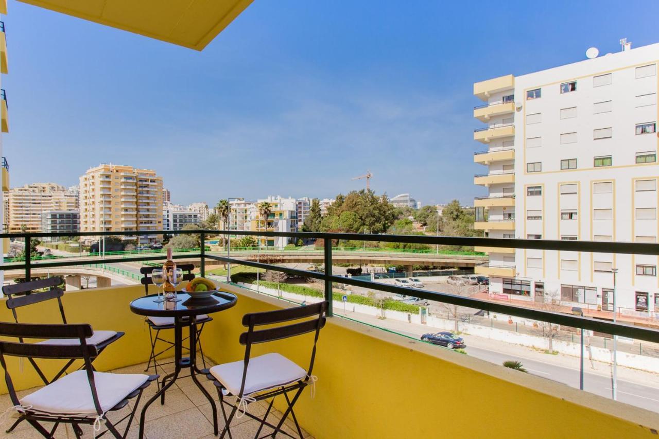 بورتيماو Light & Comfy Apartment W/ Pool & Balcony By Lovelystay المظهر الخارجي الصورة