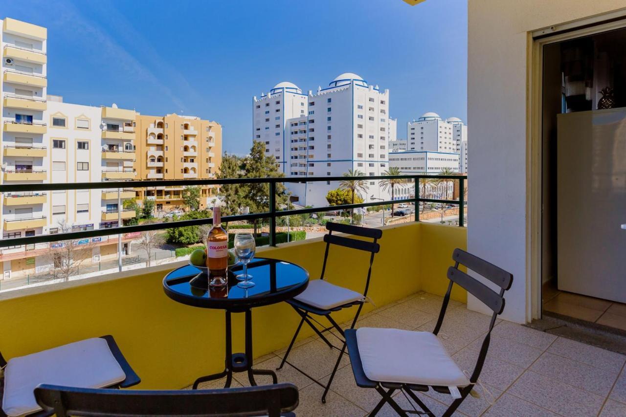 بورتيماو Light & Comfy Apartment W/ Pool & Balcony By Lovelystay المظهر الخارجي الصورة